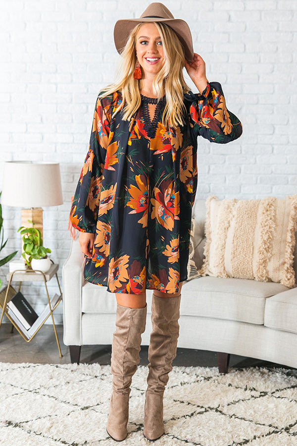 Starry Skies Shift Dress in Navy Image - 3