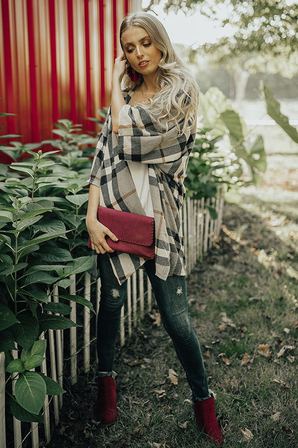 Eiffel Tower Kisses Overlay Image - 2