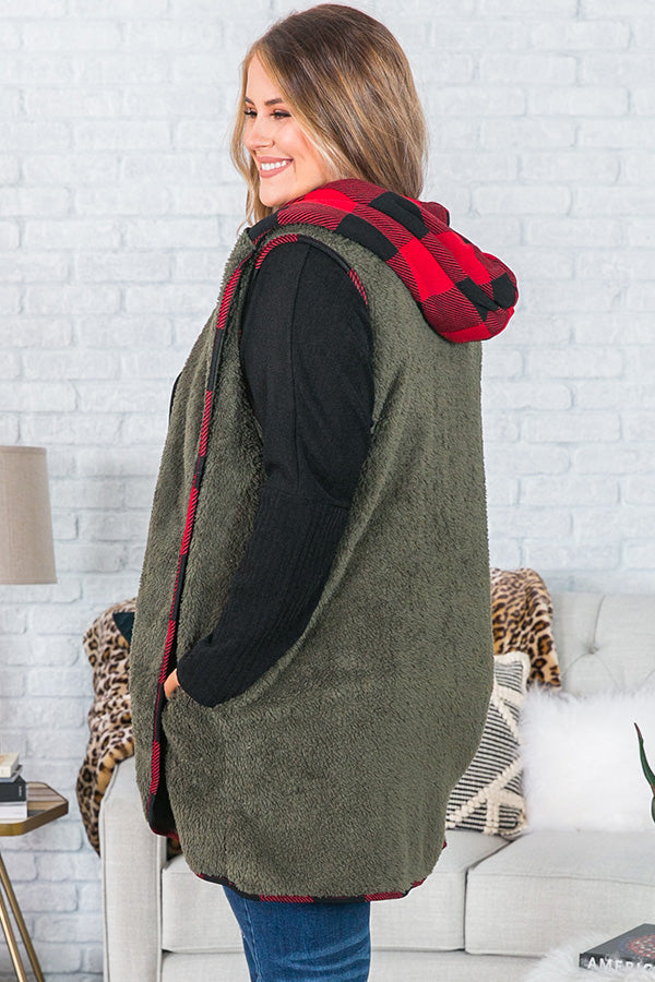 Flurries And Frappes Fuzzy Vest In Green Curves Image - 4