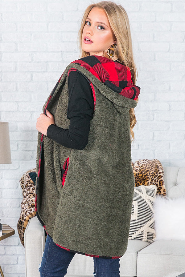 Flurries And Frappes Fuzzy Vest In Green Image - 4