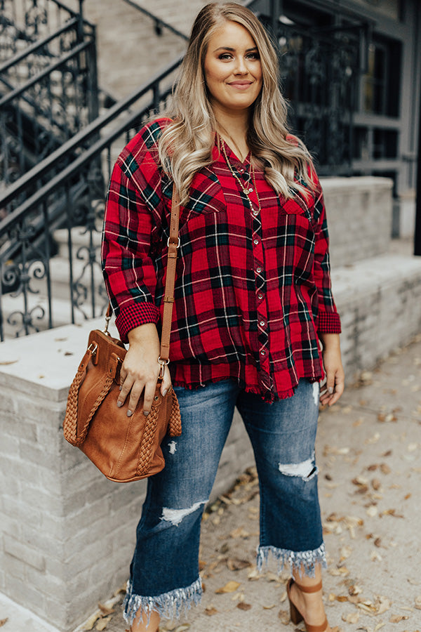 Weekend In The Alps Plaid Top Curves Image - 1