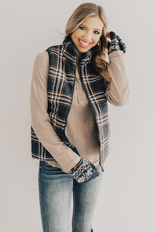 Mountain Valley Plaid Vest in Navy Image - 3