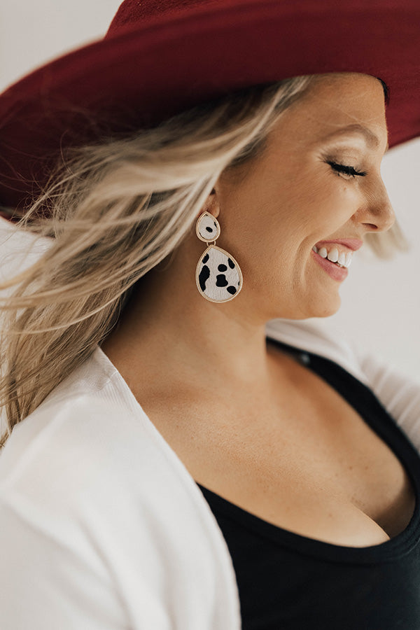 Central Park Shine Earrings In Ivory Image - 1