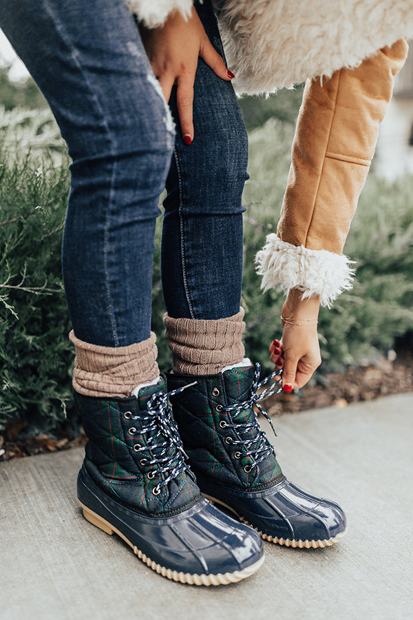 The Oaklyn Sherpa Lined Boot In Navy