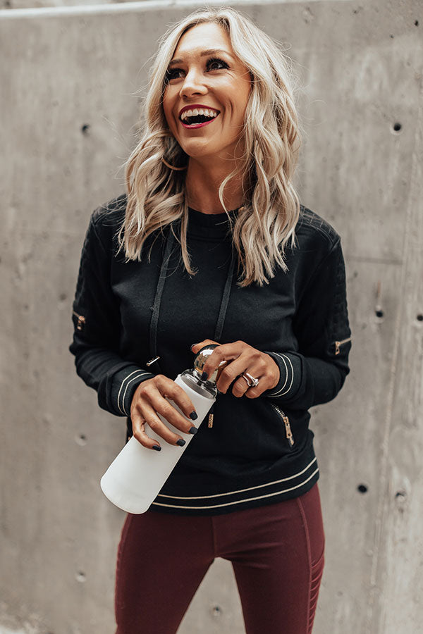 Cool It Deluxe Glass Water Bottle With Silicone Sleeve Image - 2