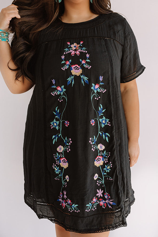 Meet Me In Paradise Shift Dress In Black  Curves Image - 4