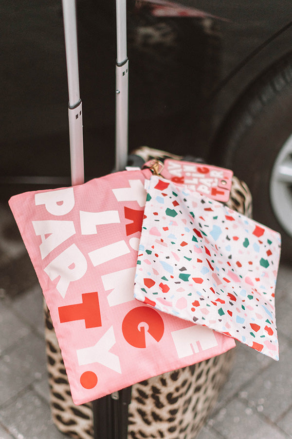 Traveling Party Toiletries Bag Image - 2