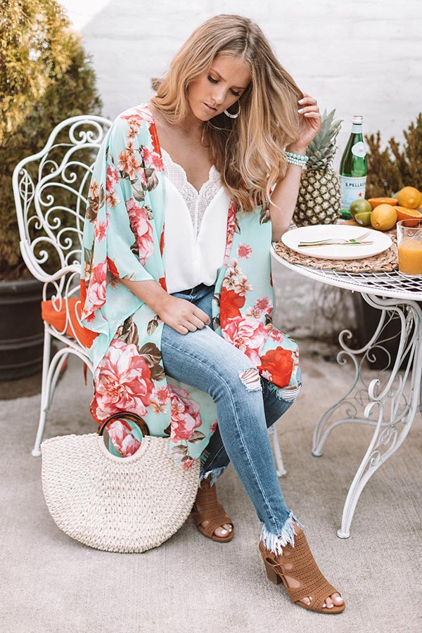 Amalfi Coast Kisses Overlay In Mint Image - 1