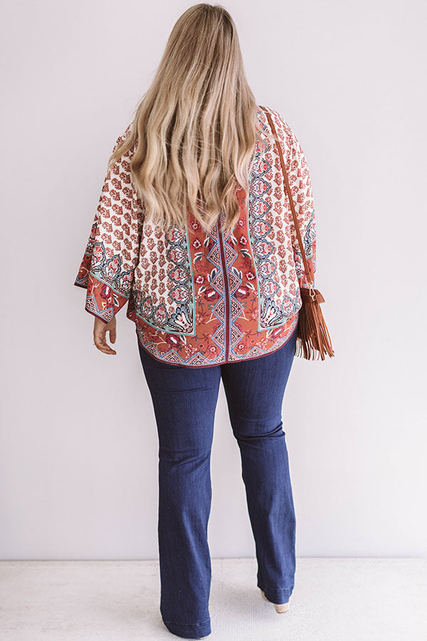 Manhattan Happiness Shift Top Curves Image - 5