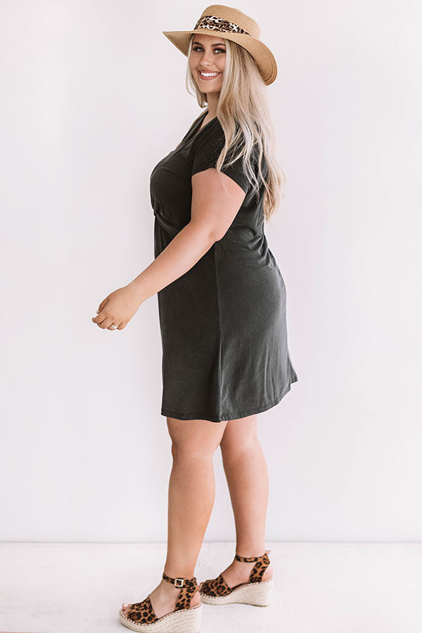 Crowd Pleaser Dress Curves Image - 4