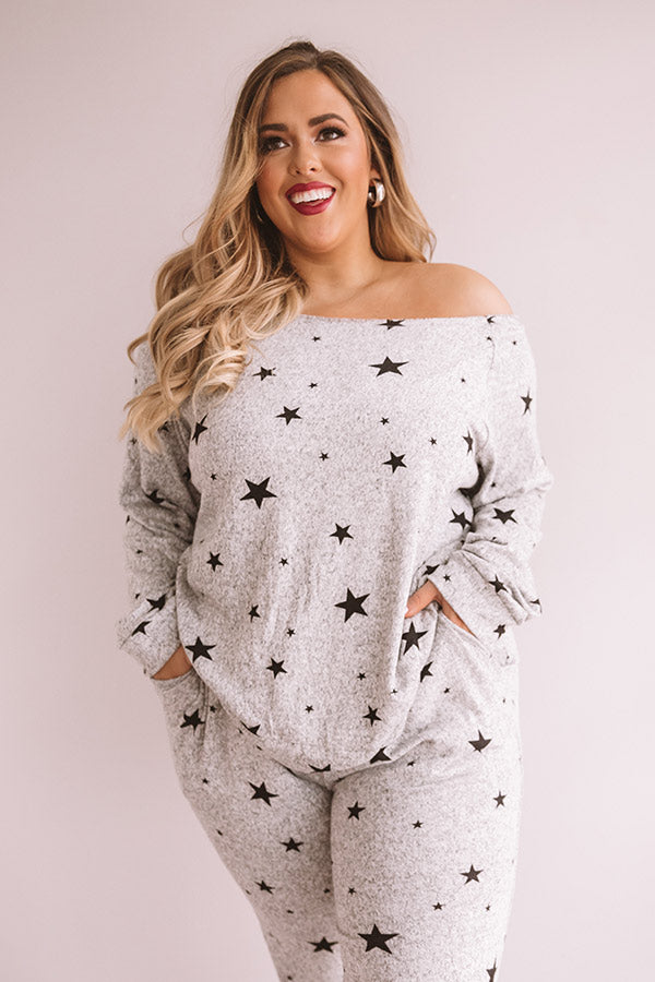Seeing Stars Sweatshirt Curves Image - 3