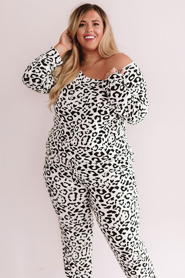 Simply Adored Leopard Sweatshirt  Curves Image - 3