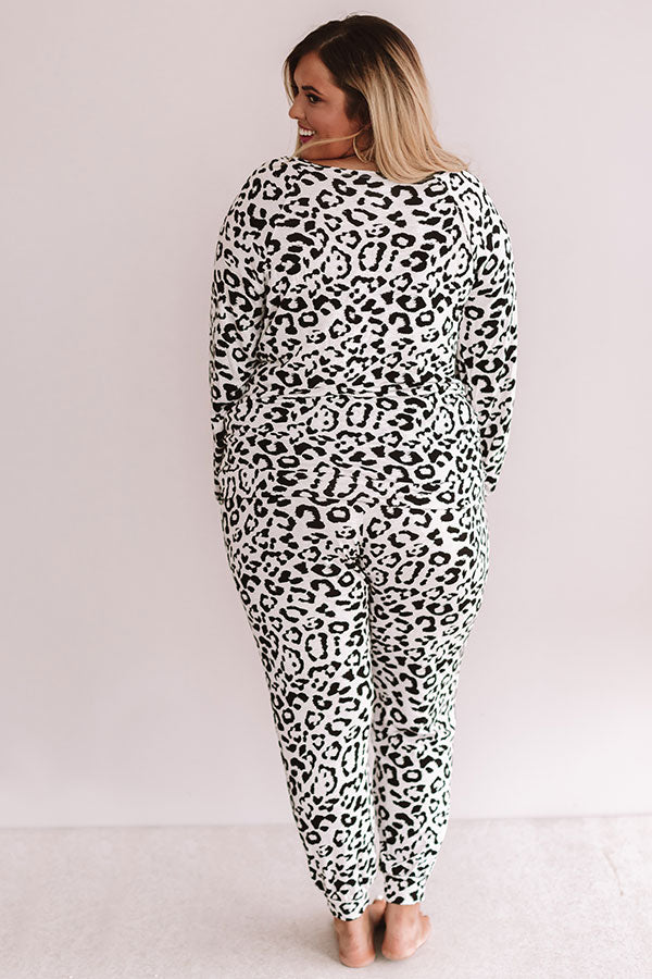 Simply Adored Leopard Sweatshirt  Curves Image - 5