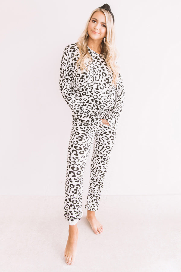 Girl On The Move Leopard Hoodie Image - 2