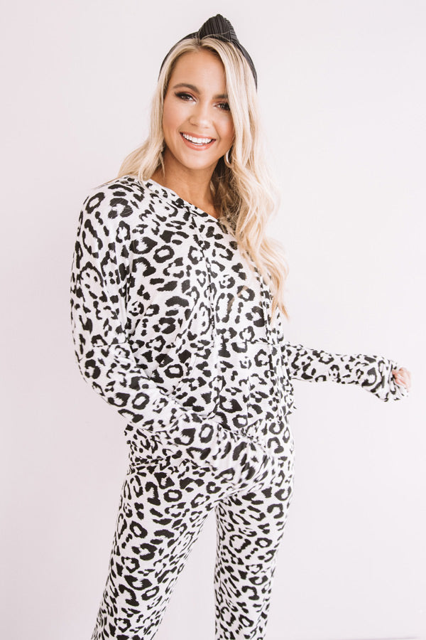 Girl On The Move Leopard Hoodie Image - 3