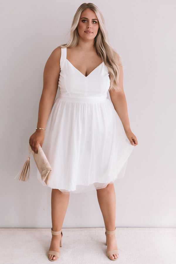 Kisses and Roses Dress Curves Image - 1