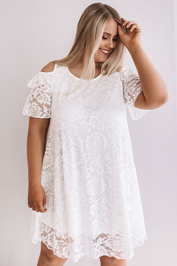 Kisses In Paris Lace Dress  Curves Image - 4