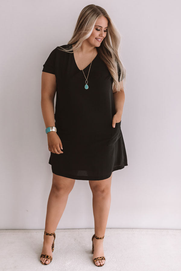 Pier Party Shift Dress In Black Curves Image - 2