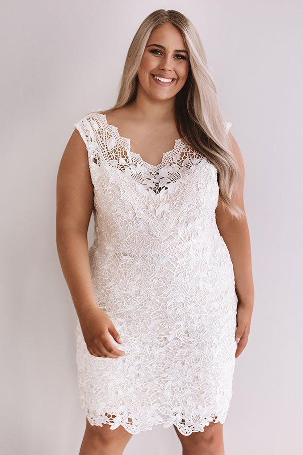 Terrace Kisses Crochet Dress Curves Image - 5