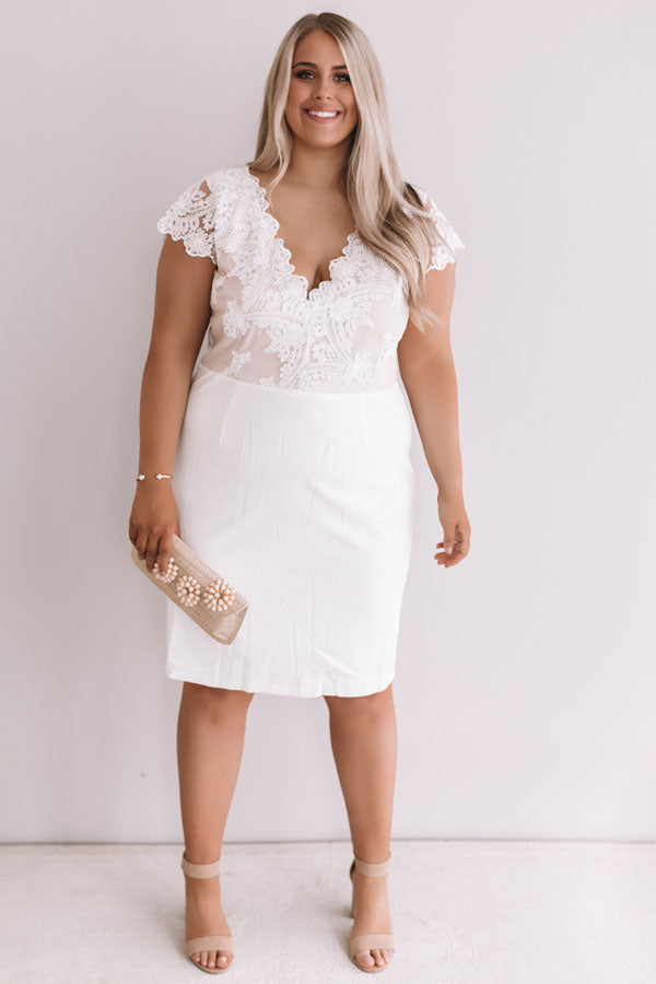 Luxury Experience Crochet Dress  Curves Image - 2