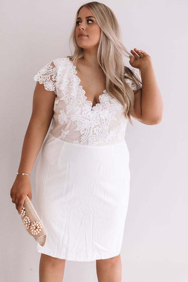 Luxury Experience Crochet Dress  Curves Image - 3