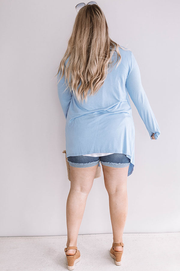 Layover In London Cardigan in Sky Blue Curves Image - 4