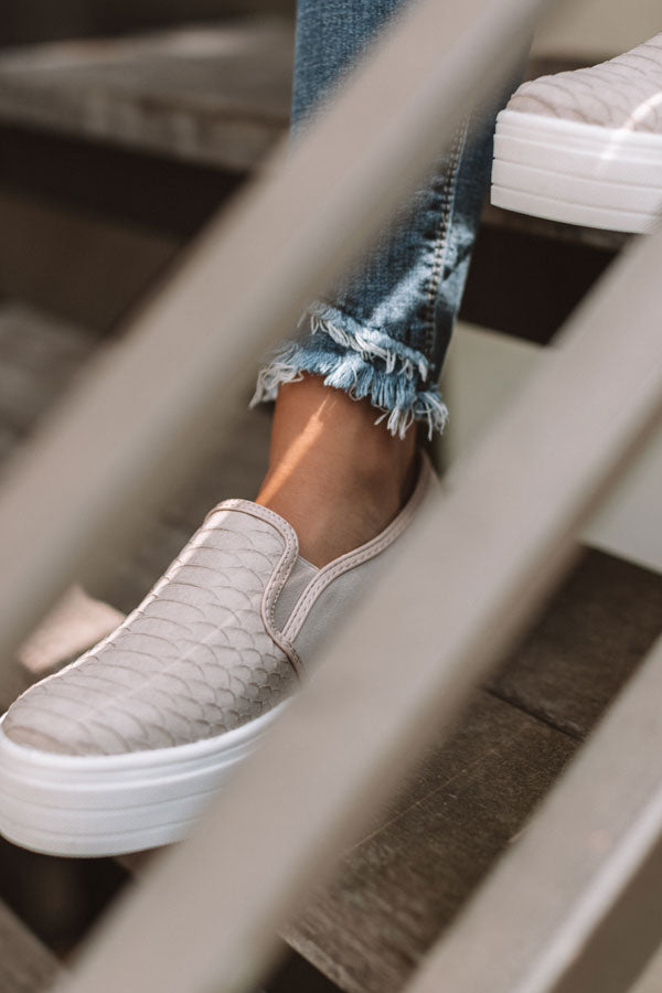 The Karter Faux Suede Sneaker In Birch Image - 4