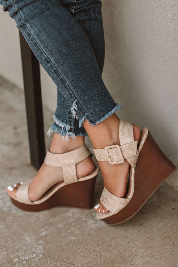 The Gracie Wedge Image - 1