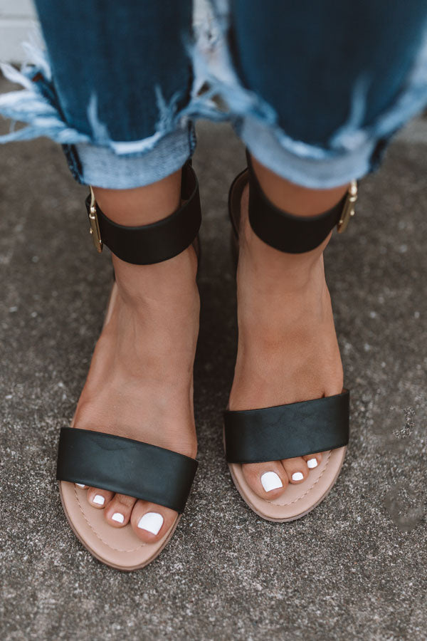 The Caylie Sandal In Black Image - 3
