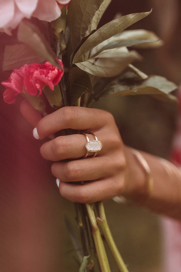 Kendra Scott Elyse Gold Ring in Iridescent Drusy Image - 1