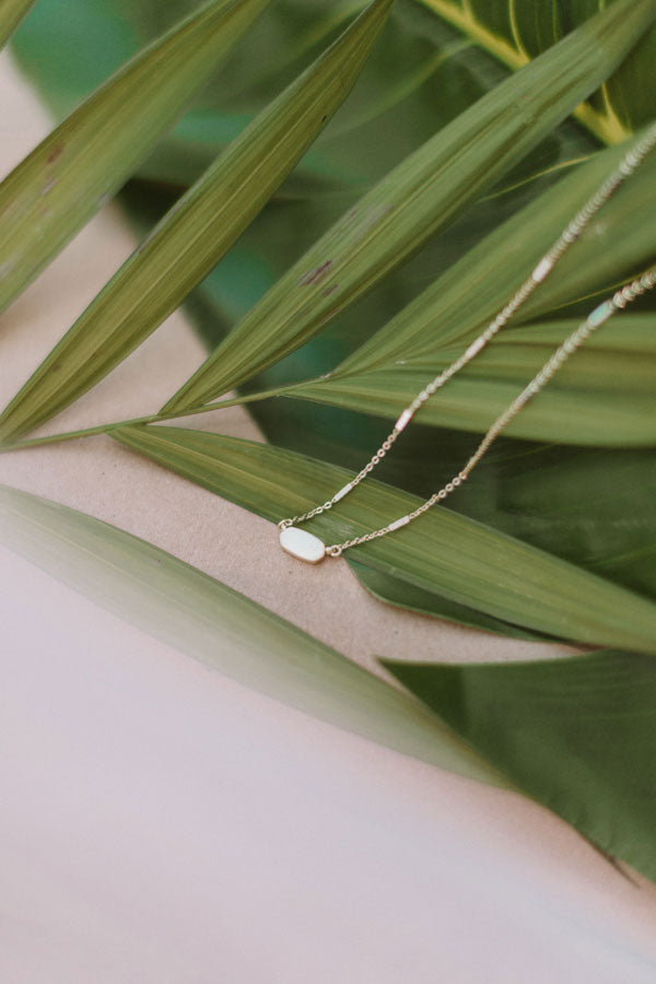 Kendra Scott Fern Pendant Necklace in Bright Silver Image - 2