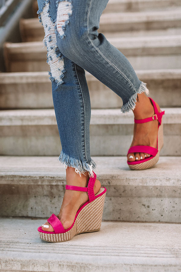 The Aida Wedge Image - 3