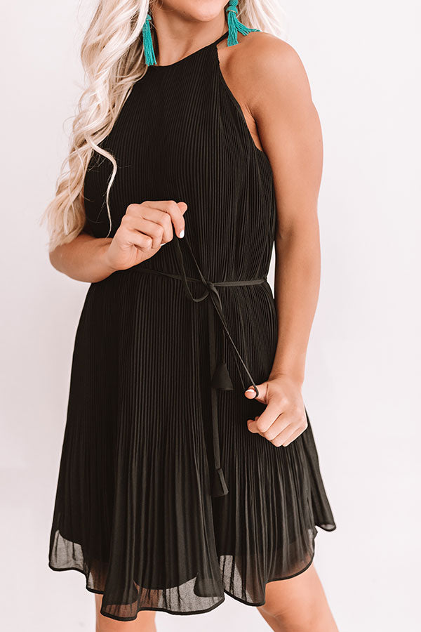 Laughing In London Pleated Dress In Black Image - 4