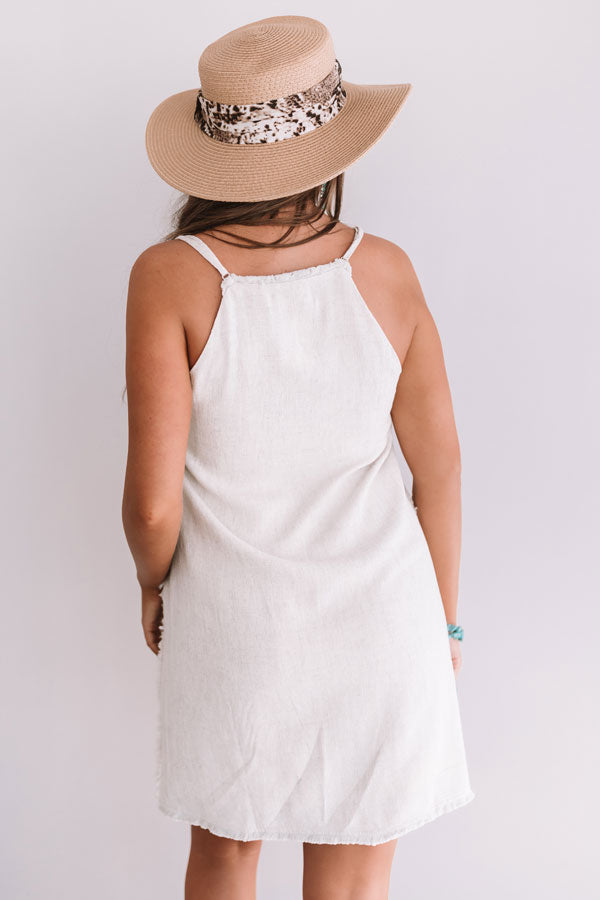 Hollywood Insider Shift Dress In Birch Image - 4