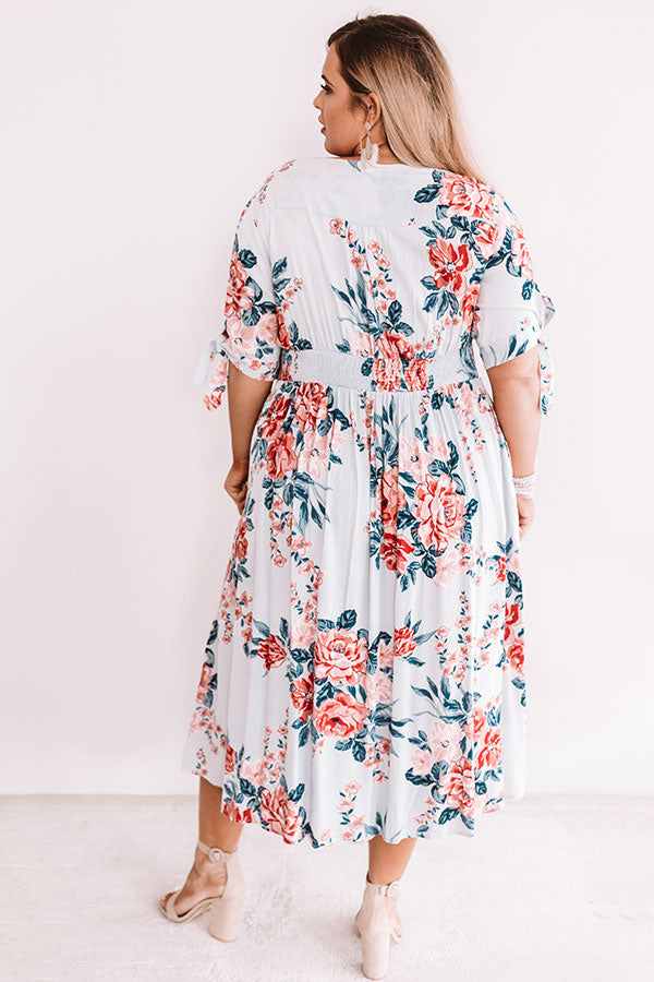 Riviera Romance Midi Dress In Light Sky Blue Curves Image - 4