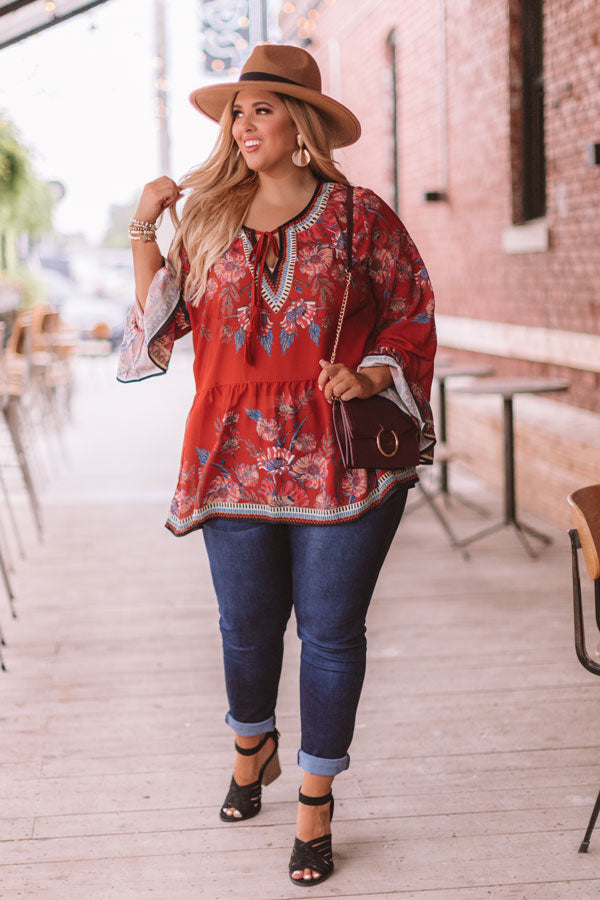 Changing Seasons Floral Top Curves Image - 1