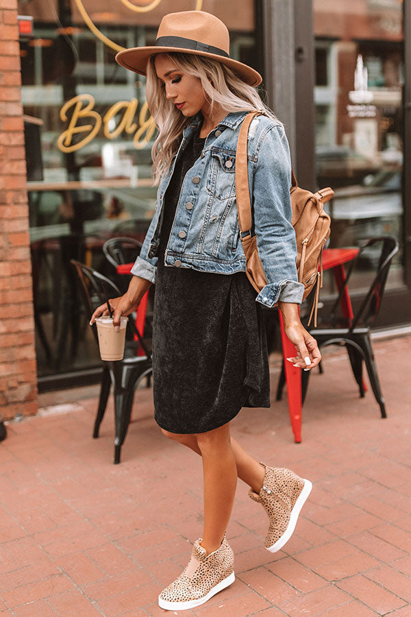 Sedona Sunrise Shift Dress In Black Image - 5