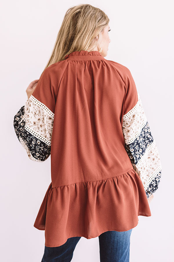 Downtown Daydreams Shift Top In Aurora Red Image - 5