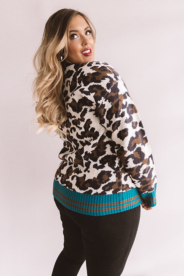 Ski Lessons In Love Leopard Sweater Curves Image - 5