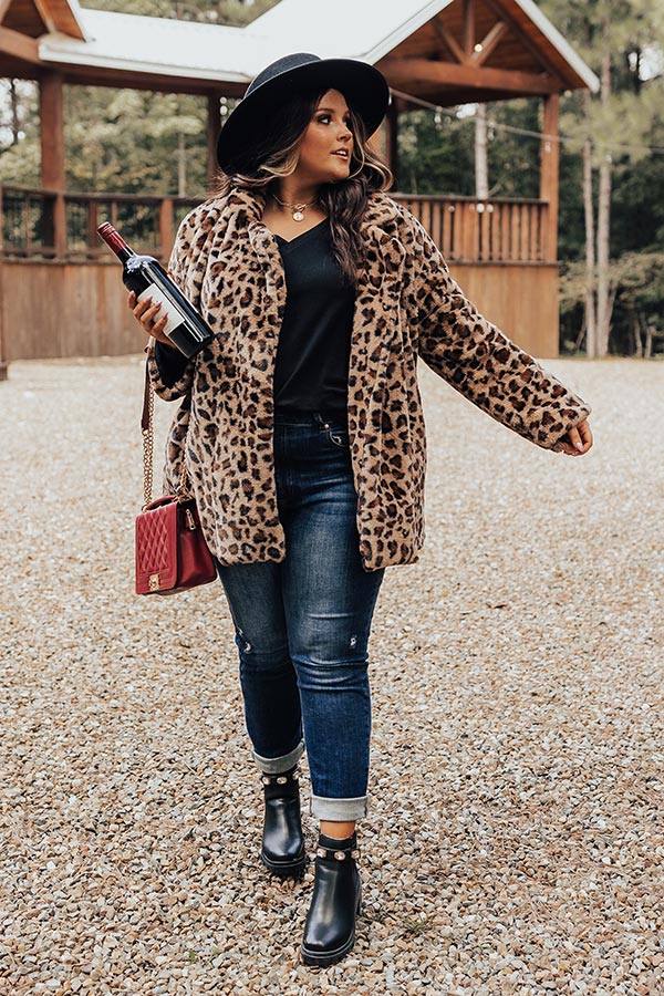 Influencer Life Plush Leopard Coat Curves Image - 3