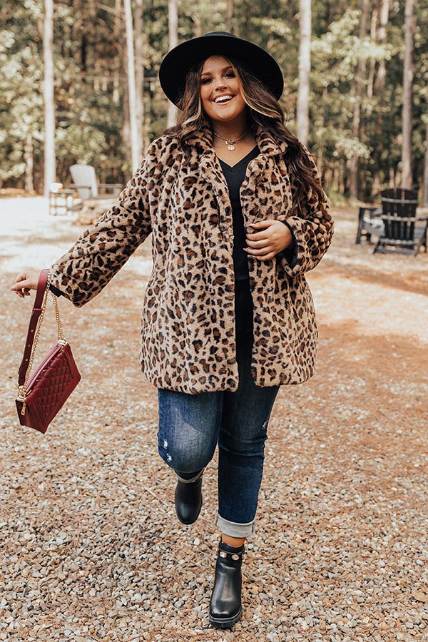 Influencer Life Plush Leopard Coat Curves Image - 2