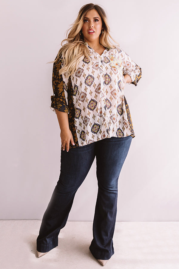 Delightful Vision Shift Top Curves Image - 4