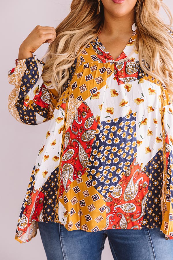 Soho Visit Shift Top Curves Image - 2