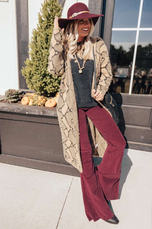 Better Than The Rest Shift Sweater In Black Image - 3