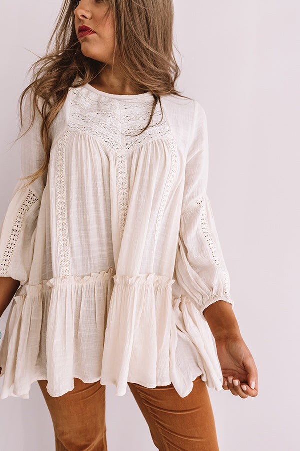 Chai And Kisses Shift Top in Cream Image - 5