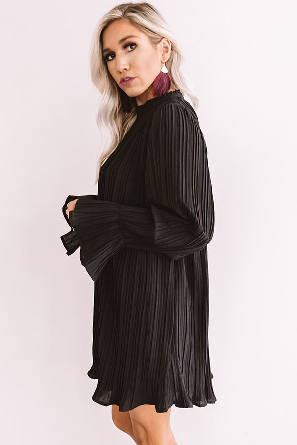 Rooftop Skyline Pleated Shift Dress In Black Image - 5