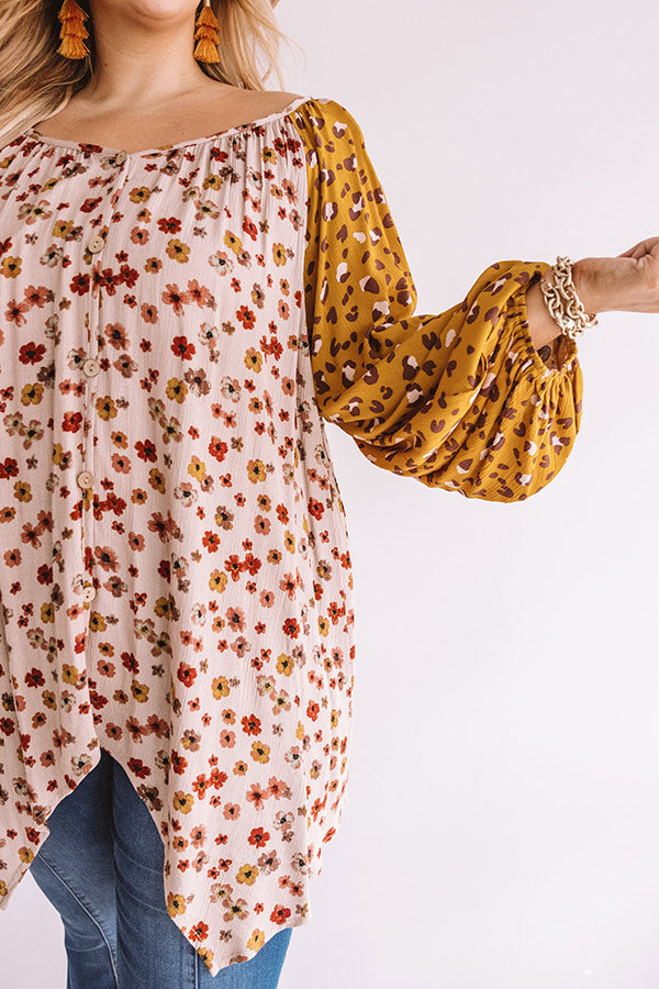 Radiating Beauty Shift Top Curves Image - 4