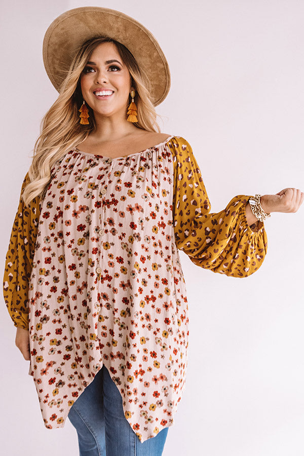 Radiating Beauty Shift Top Curves Image - 1