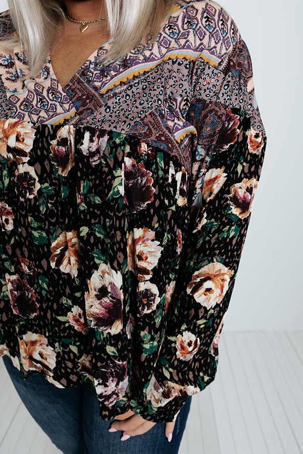 Moment Of Bliss Floral Shift Top In Black Curves Image - 4