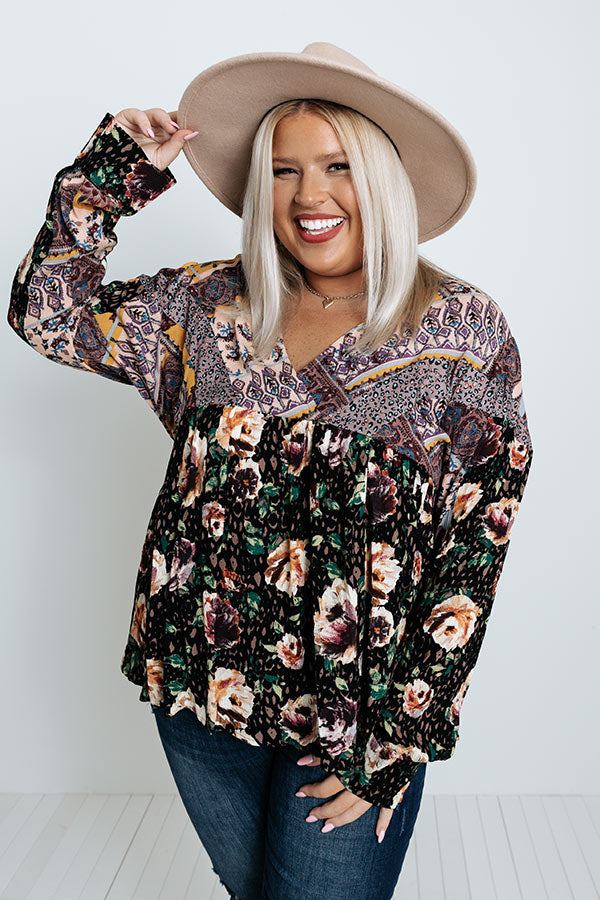 Moment Of Bliss Floral Shift Top In Black Curves Image - 3